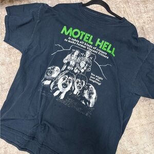 Vintage 1980 motel hell horror movie t shirt